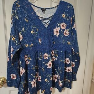 Torrid Navy Floral Lace Blouse Size 2x